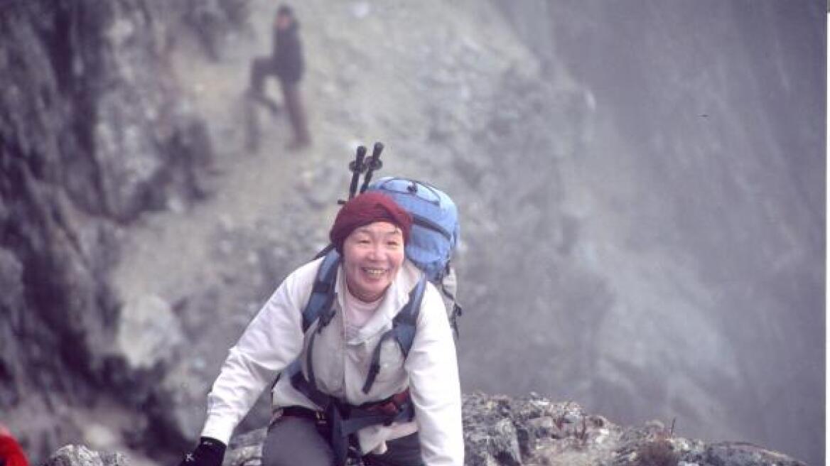 Ιαπωνία: Πέθανε στα 77 της η πρώτη γυναίκα που ανέβηκε στην κορυφή του Έβερεστ